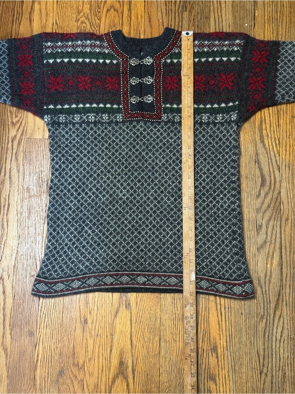 VINTAGE Squaw Valley 100% Wool Sweater - Picture 7 of 16